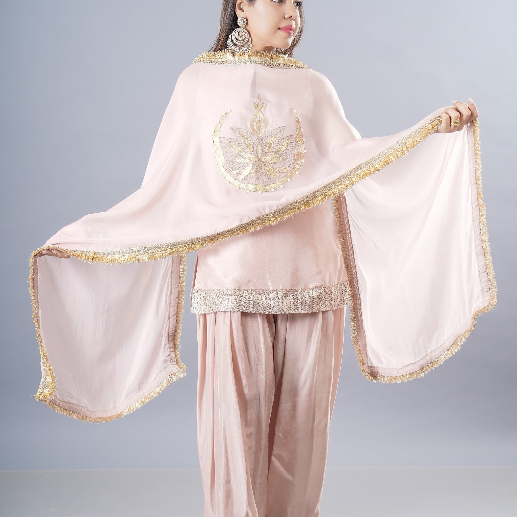 Drame-e-Chaand Suit Set