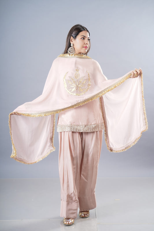 Drame-e-Chaand Suit Set
