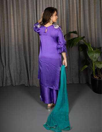 Chand Baaliyan Suit Sets